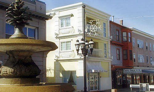 Hotel Dolce Villa Провидънс Екстериор снимка